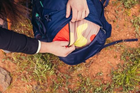 حقيبة ظهر نسائية من Gregory Amber 44، باللون الأزرق المرجاني in Kuwait