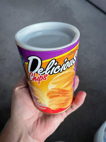 شريحة بطاطس Miuion ثعبان في علبة مزحة مضحكة حجم كبير لعيد كذبة أبريل وديكور حفلات الهالوين - صغير in Kuwait