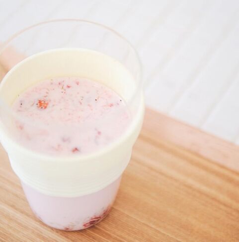 Hario Fruit Smoothie Maker, 300ml, Red in Saudi Arabia