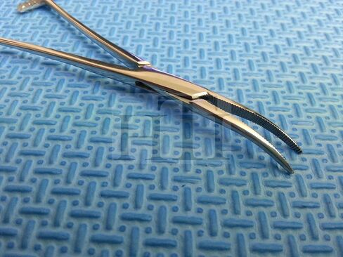 HTI العلامة التجارية الكلب القط الحيوانات الأليفة مزيل الشعر بولير الفولاذ المقاوم للصدأ مرقأة قفل الملقط 5 "منحنية كاملة مسننة in Saudi Arabia