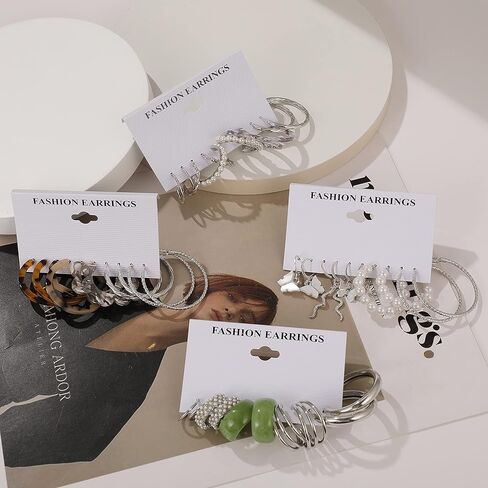 مجموعة 32 زوجًا من الأقراط الذهبية للنساء والفتيات، أقراط متدلية على شكل سلسلة أنيقة على شكل سلسلة دائرية وأقراط متدلية بوهو بيان لا تسبب الحساسية لهدايا عيد الميلاد والمجوهرات in Kuwait