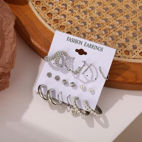 مجموعة 32 زوجًا من الأقراط الذهبية للنساء والفتيات، أقراط متدلية على شكل سلسلة أنيقة على شكل سلسلة دائرية وأقراط متدلية بوهو بيان لا تسبب الحساسية لهدايا عيد الميلاد والمجوهرات in Kuwait