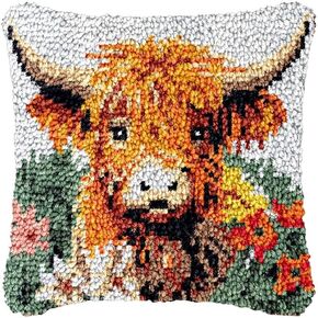 Little Highland Cow Beginner Latch Hook Kits Pillow Making Sofa Cushion Cover Latch Hook Carpet Rug Acrylic Yarn,Pillowcase Craft Kits with Printed Canvas for Starter Kids Adults - 17 x 17 Inch