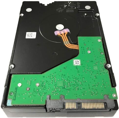 محرك الأقراص الصلبة لسطح المكتب Seagate ST6000DX000 سعة 6 تيرابايت وذاكرة تخزين مؤقت سعة 128 ميجابايت و7200 دورة في الدقيقة SATA بسرعة 6 جيجابت في الثانية مقاس 3.5 بوصة (متجدد) in Saudi Arabia