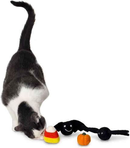 Midlee Halloween Felt Cat Toys Set- Bat, Pumpkin, Spider, Candy Corn in Saudi Arabia