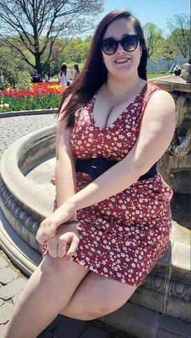 HUHOT Womens Sleeveless V Neck Dress with Pocket Summer Beach Midi Flared Tank Dress in Kuwait