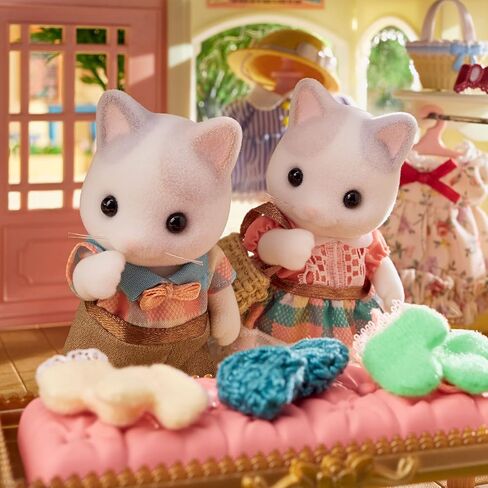 Calico Critters Latte Cat Family - Set of 4 Collectible Doll Figures for Ages 3+ in Kuwait