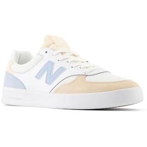 New Balance Men's CT300 V3 Sneaker, Black/White, 4