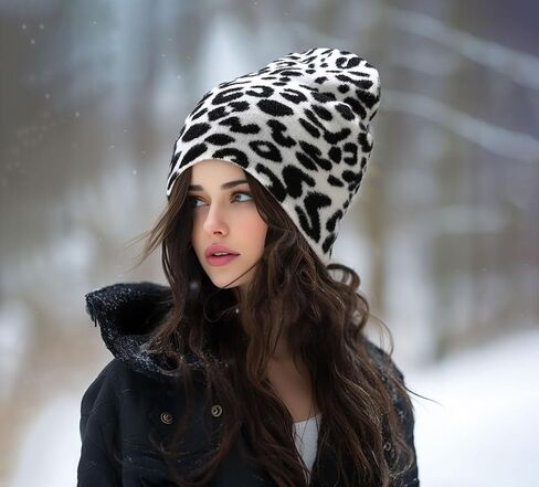 قبعة صغيرة بطبعة جلد الفهد، قبعة جمجمة بطبقتين، قبعات شتوية بيضاء in Kuwait