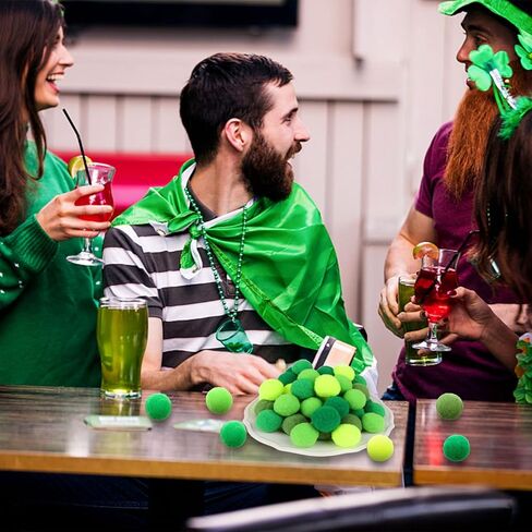 200 قطعة من كرات اللباد الصغيرة لعيد القديس باتريك، كرات اللباد الصوفية بقطر 30 مم، كرات اللباد الخضراء الأيرلندية لعيد القديس باتريك، تلبيد الربيع الأيرلندي وديكور إكليل in Kuwait