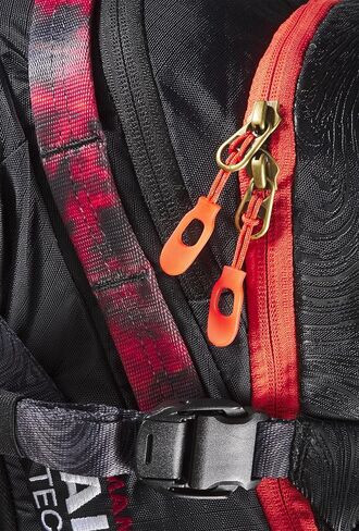 Dakine Team Poacher Ras 26L Sammy Carlson - Black, One Size in Saudi Arabia