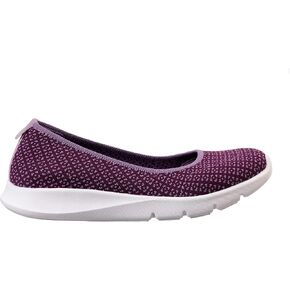Spenco Women's Daily Stretch Batik Sneaker in Kuwait