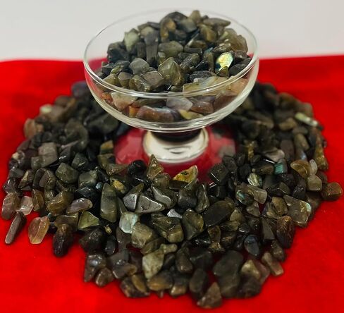 رقائق أحجار كريمة طبيعية مصقولة ومكسرة من الهنود، وكريستالات للزينة والشفاء (اللازورد) in Kuwait