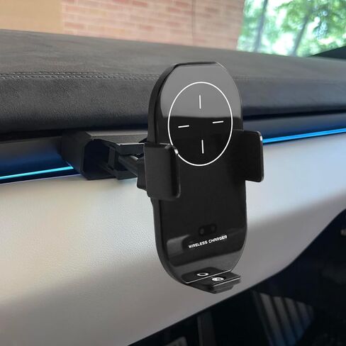 حامل هاتف لملحقات Tesla Cybertruck حامل هاتف متوافق مع Tesla Cybertruck 2024 حامل شاحن سيارة لاسلكي بقدرة 15 وات مع منفذ USB صغير ومنفذ USB من النوع C وموصل Lightning، مشبك in Kuwait