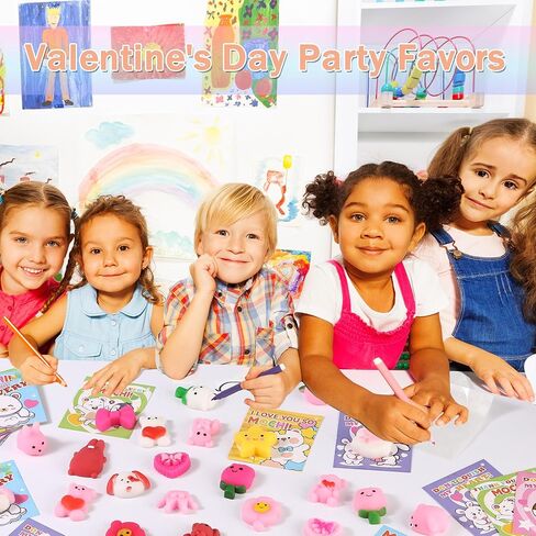 30 حزمة هدية عيد الحب للأطفال موتشي سكويشي مع بطاقات عيد الحب، حفلة عيد الحب في الفصل المدرسي، هدية لطيفة صغيرة لتبادل الهدايا للأولاد والبنات in Kuwait