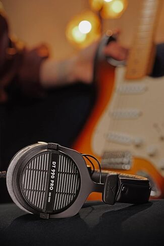 سماعات رأس ستوديو DT 990 Pro 250 Ohm مفتوحة الظهر مع وسائد أذن جلدية من Dekoni Choice - راحة وصوت ممتازين in Kuwait