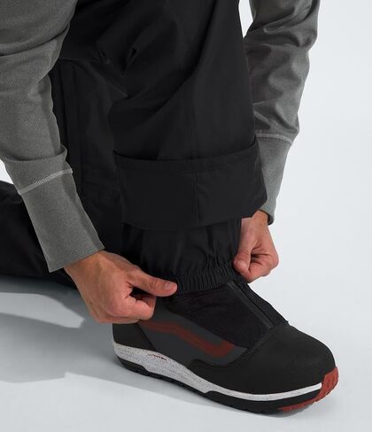 بنطال الحرية للرجال من THE NORTH FACE، مقاس XL، REG، إبرة صنوبر in Kuwait