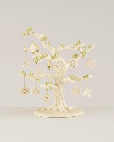 Lenox 895918 Disney Romantic Moments 10-Piece Mini Ornament Set in Saudi Arabia