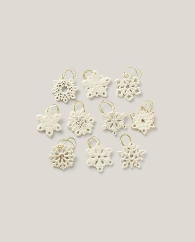 Lenox 895918 Disney Romantic Moments 10-Piece Mini Ornament Set in Saudi Arabia