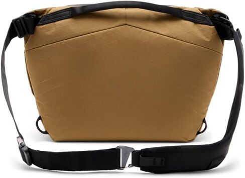 Peak Design Everyday Sling 6L Coyote Sling أو حمل الكتف (BEDS-6-CY-3) in Saudi Arabia