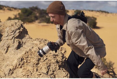 عدسة تكبير تقريب مدمجة كاملة الإطار Sony FE مقاس 70-200 مم f/4 Macro G OSS II E (SEL70200G2) محول تقريب FE 1.4X محول تقريب FE 2X + طقم مرشح + حافظة غطاء + المزيد (متجدد) in Saudi Arabia