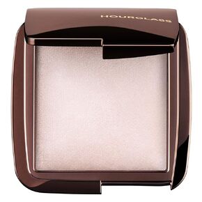 Hourglass Ambient Lighting Finishing Powder. Ethereal Light Shade Highlighting Powder (0.35 ounce).