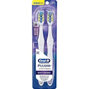 Oral-B Pulsar 3D White Pulsar Battery Toothbrush, Soft, 2 Count (Colors May Vary)