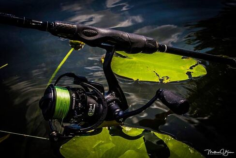 Piscifun Carbon X Ultralight Spinning Reel, Carbon Frame, 33lb Max Drag | 10+1 shielded bearings, smooth retrieve, two handle styles by size, balanced for freshwater bass and trout fishing, 500-4000 in Kuwait