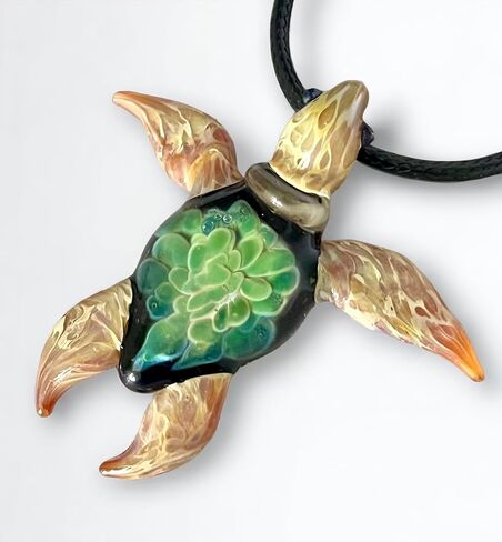 Authentic Handcrafted Glass Hawaiian Honu Sea Turtle Jewelry Pendant Necklace (Glass Hawaiian Honu Sea Turtle with Adjustable Nylon Waive Pattern Necklace) in Saudi Arabia