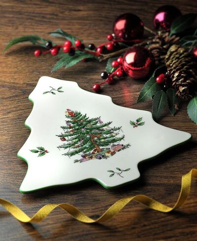 Spode Christmas Tree 3-Piece Hostess Set, 8 – Inch Butter Dish with Lid, 3 – Inch Salt and Pepper Shaker, Made of Fine Earthenware, Perfect for Hosting or as a Christmas Gift, Dishwasher Safe in Saudi Arabia