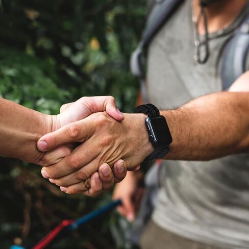 Paracord Band Compatible with Apple Watch Band 38mm 40mm 41mm 42mm 44mm 45mm for Men，Survival Military Tactical Paracord Weave Wristband Compatible for iWatch Series SE 7/6/5/4/3/2/1 in Saudi Arabia