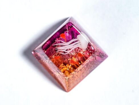 DATKEY Jellyfish Red & Purple Background Artisan Keycap Ocean Keycaps Keyboard Keycaps Cute Keycaps Artisan Keycap Aesthetic Keycaps Custom Keycaps Ocean Gifts for Gaming Love Gamer Man in Saudi Arabia