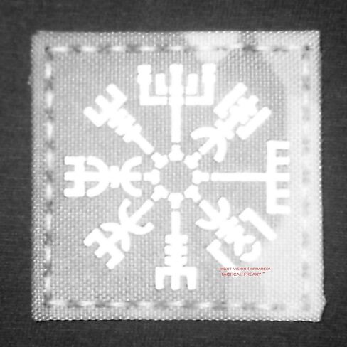 ذئب بني تان IR Vegvisir Viking Norse 2x2 Arid IFF رقعة معنويات تكتيكية in Kuwait