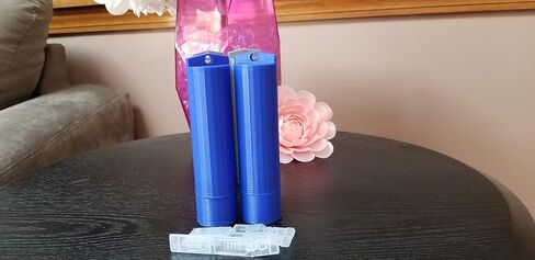 حاملات قوارير قطرة العين للسفر - غطاء لولبي، يحمل 3 قوارير - (2) عبوة - حجمان (قصير وطويل) - Znet3D (أسود، قصير) in Kuwait