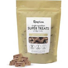 King Lou Pets - لدغات قلب لحم الخنزير للكلاب والقطط - حلويات مجففة بالتجميد مصنوعة في الولايات المتحدة الأمريكية - التورين والزنك والحديد - 1 رطل قبل التجفيف بالتجميد