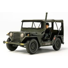Tamiya 300035334 – 1: 35 US M151 A1 Vietnam Transport Vehicle