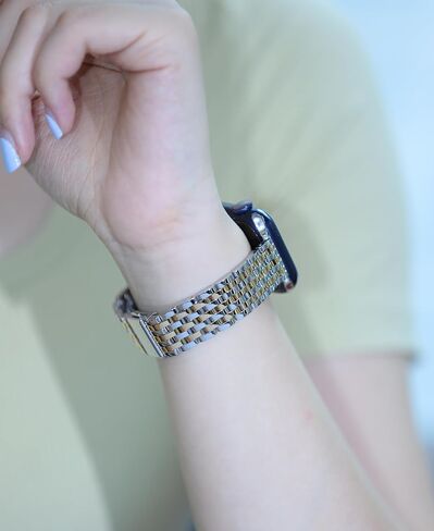 Thin & Feminine Bands for Apple Watch 10 9 8 7 6 5 4 3 2 1, Dressy Metal Watch Bands for Women for Apple Watch 45mm 44mm 42mm 41mm 40mm 38mm in Kuwait