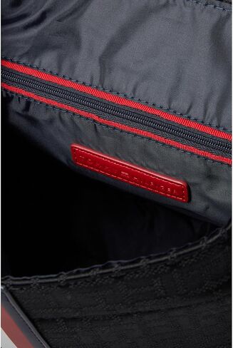 حقيبة ظهر Tommy Hilfiger Ruby II Flap مع قماش جاكار مربع الشكل ومونوجرام أسود مقاس واحد in Saudi Arabia