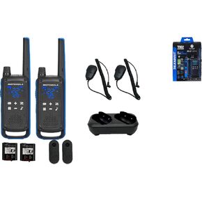 Motorola Solutions, Talkabout T802, Portable FRS Two Way Radio 2 Pack Walkie Talkies Blue/Black 22 Channels 1 Dual Charging Tray 2 Remote Speaker Mics