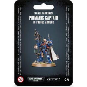 Warhammer 40K Space Marine Captain in Phobos Armour