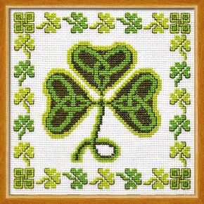 Irish Cross Stitch Kit 'Shamrock' - Symbol of Ireland Clover Embroidery - DIY Handmade Gift