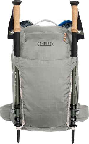 حقيبة ظهر CamelBak للسيدات Rim Runner X28 للمشي لمسافات طويلة مع مثانة خزان سعة 2 لتر، أزرق كريستالي in Saudi Arabia