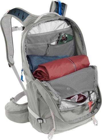 حقيبة ظهر CamelBak للسيدات Rim Runner X28 للمشي لمسافات طويلة مع مثانة خزان سعة 2 لتر، أزرق كريستالي in Saudi Arabia