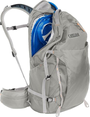 حقيبة ظهر CamelBak للسيدات Rim Runner X28 للمشي لمسافات طويلة مع مثانة خزان سعة 2 لتر، أزرق كريستالي in Saudi Arabia