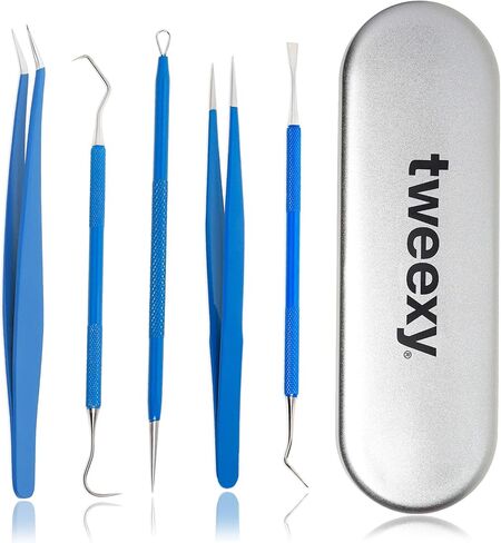 مجموعة أدوات إزالة الأعشاب الضارة المصنوعة من الفينيل من تويكسي كرافت، مجموعة مكونة من 5 قطع مع علبة معدنية، تتضمن أعواد إزالة الأعشاب الدقيقة من الفولاذ المقاوم للصدأ، وملقط، وملعقة لفينيل نقل الحرارة، وصناعة ورق لاصق HTV (أزرق) in Kuwait