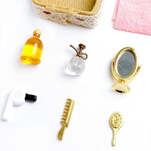 مجموعة سلة حمام صغيرة بمقياس 1:12 مع منشفة ومرآة ومشط عطر سلة دانتيل مصغرة لإكسسوارات ديكور مشهد الحمام المنزلي المصغر in Kuwait