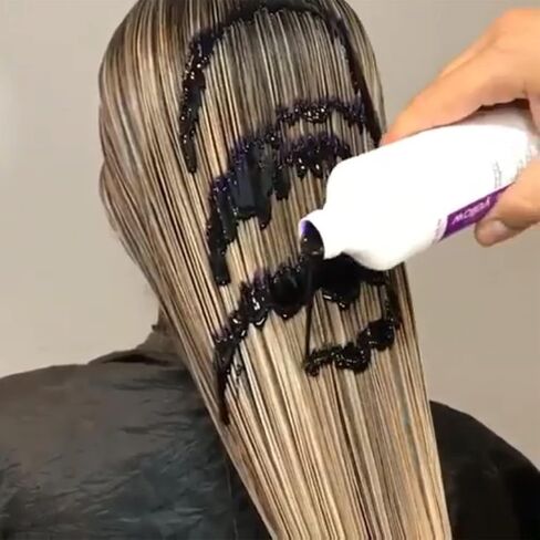 Fanola No Yellow Shampoo 11.8 oz - Color Depositing Purple Shampoo for Blonde, Silver, Gray, and Highlighted Hair - Anti Brass Shampoo Toner to Remove Yellow Tones & Brassiness from Bleached Hair in Kuwait