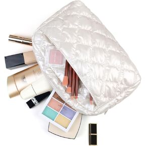 Travel Cosmetic Bag, Portable Waterproof Makeup Bag with Zipper Quilted Make Up Organizer Pouch Puffer Toiletry Bag Classy Gift for Women Daily Travel Use (Green)
