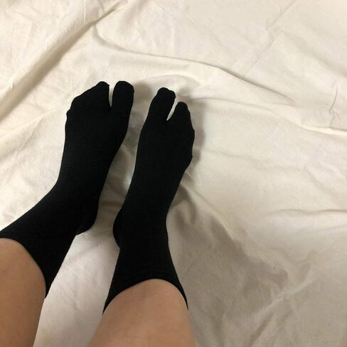 Women Tabi Geta socks japanese style cotton socks in Saudi Arabia