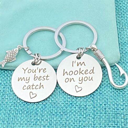 Couple Keychain Set for Boyfriend Girlfriend Husband Wife I'm Hooked on You You're My Best Catch Key Chain for Women men Valentines Day Wedding Christmas Birthday Gift Anniversary Jewelry for Lovers in Saudi Arabia